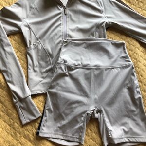 Ilus workout set in nude Small NWOT